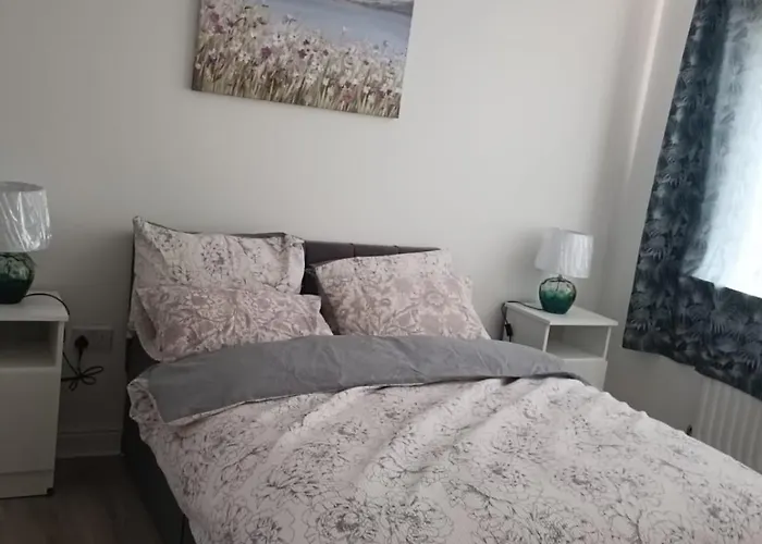 Feriehus Olashade Lucan